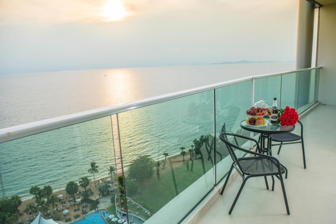 Movenpick Residences Pattaya With Ocean View Na Chom Thian Exterior foto