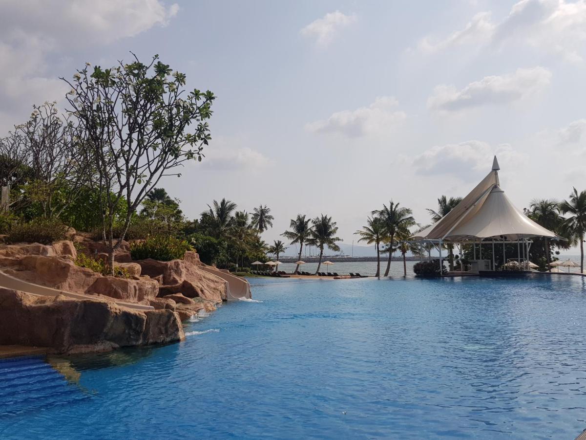 Movenpick Residences Pattaya With Ocean View Na Chom Thian Exterior foto