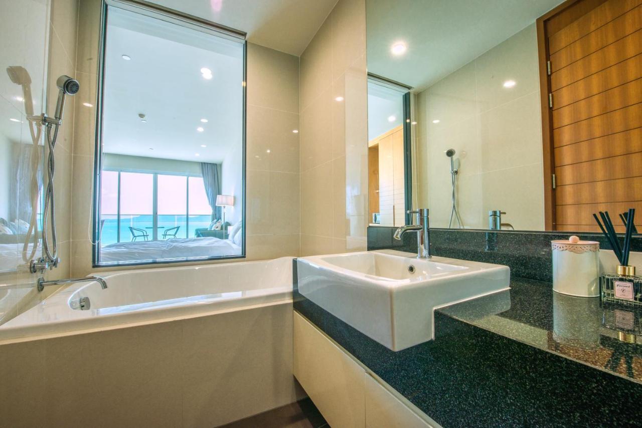 Movenpick Residences Pattaya With Ocean View Na Chom Thian Exterior foto